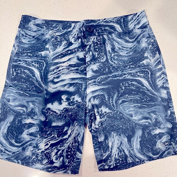 Men’s HUK Hybrid shorts - Picture 2 of 4